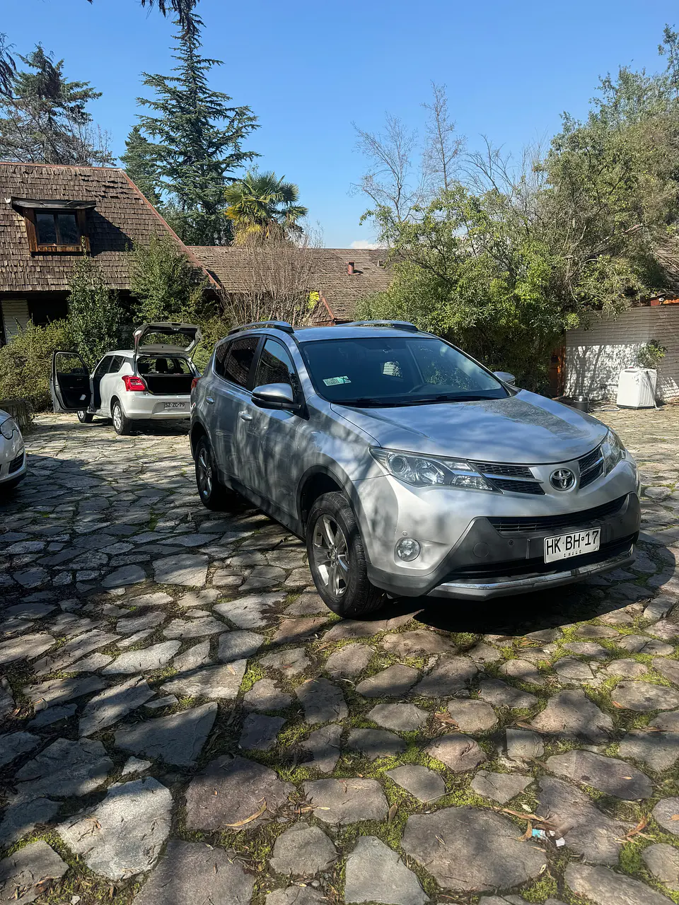 TOYOTA RAV4 2.5 AUTOMÁTICA 4x2 – AÑO 2015 4