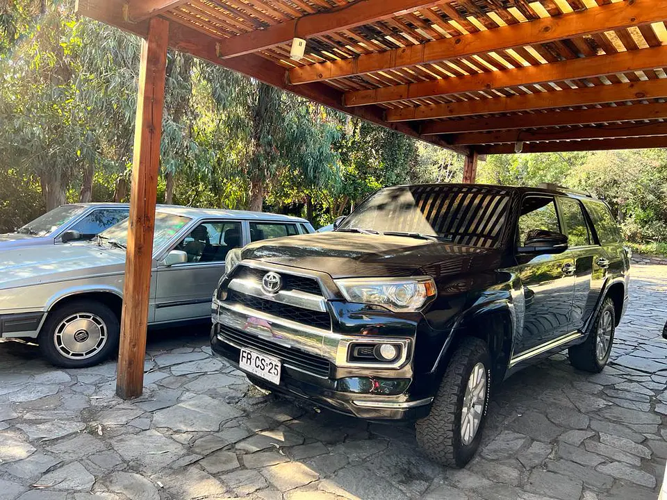 TOYOTA 4RUNNER LIMITED 4.0 AT – AÑO 2014 1
