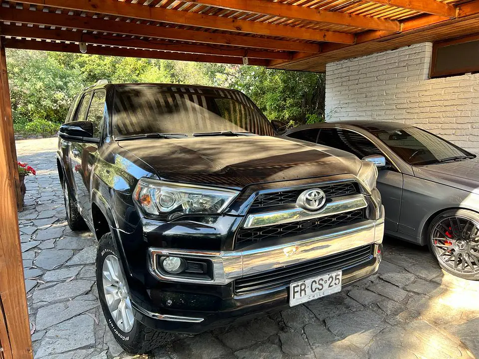 TOYOTA 4RUNNER LIMITED 4.0 AT – AÑO 2014 3