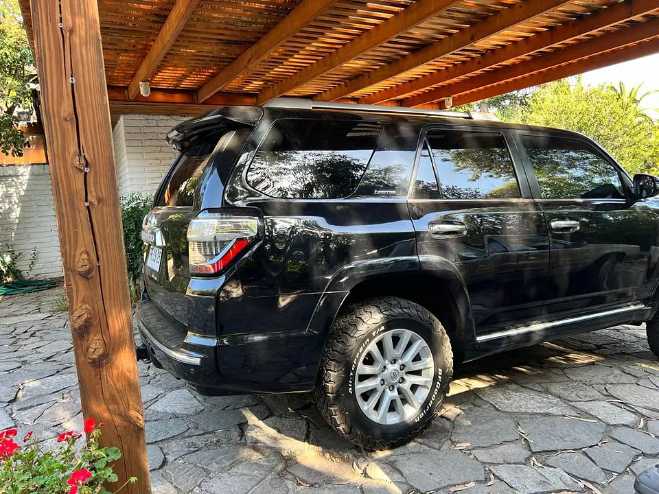 TOYOTA 4RUNNER LIMITED 4.0 AT – AÑO 2014 4