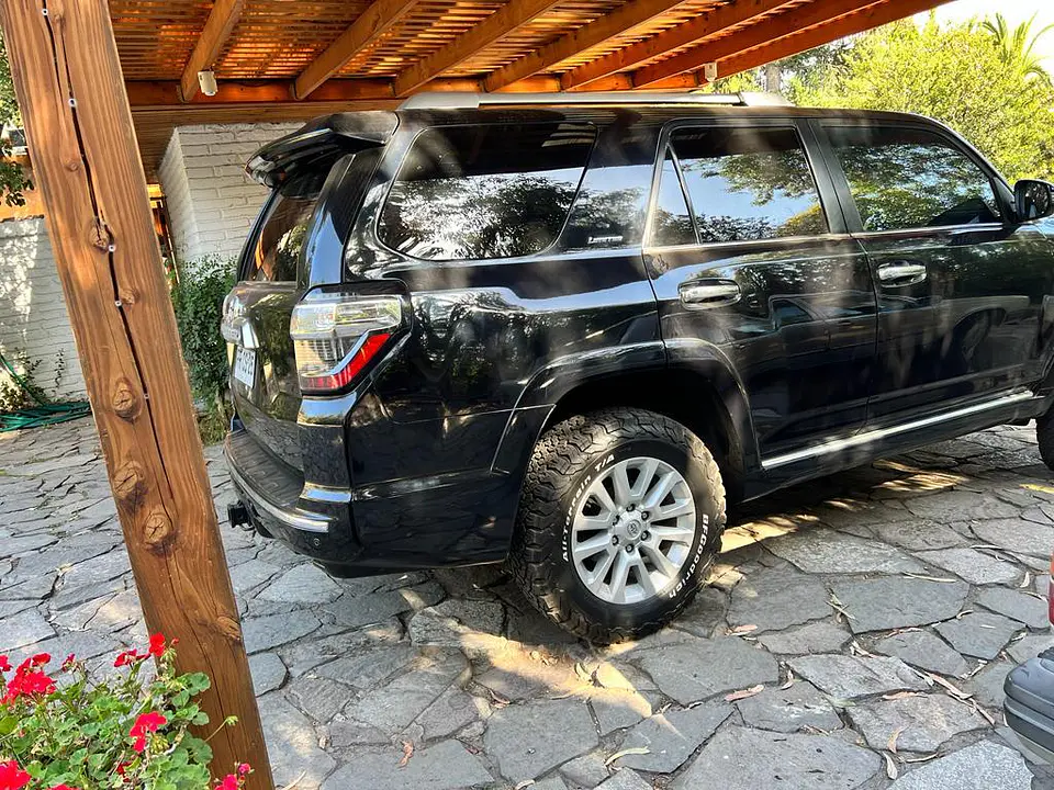 TOYOTA 4RUNNER LIMITED 4.0 AT – AÑO 2014 5