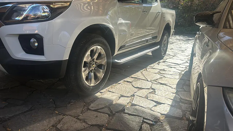 CHEVROLET COLORADO 4X4 AT – DIESEL 3