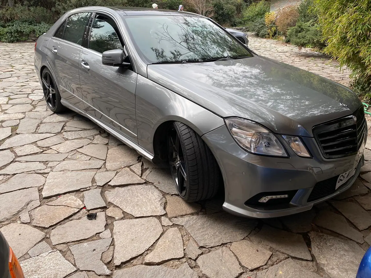 Mercedes-Benz E500 5.5 V8 – 2011 | Look E63 AMG 6