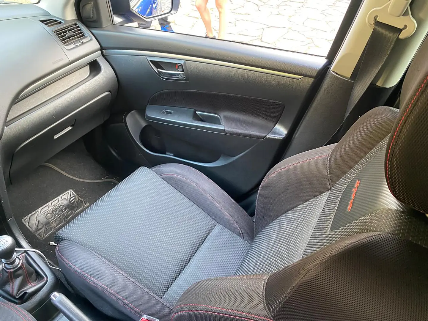 Suzuki Swift Sport 1.6  6