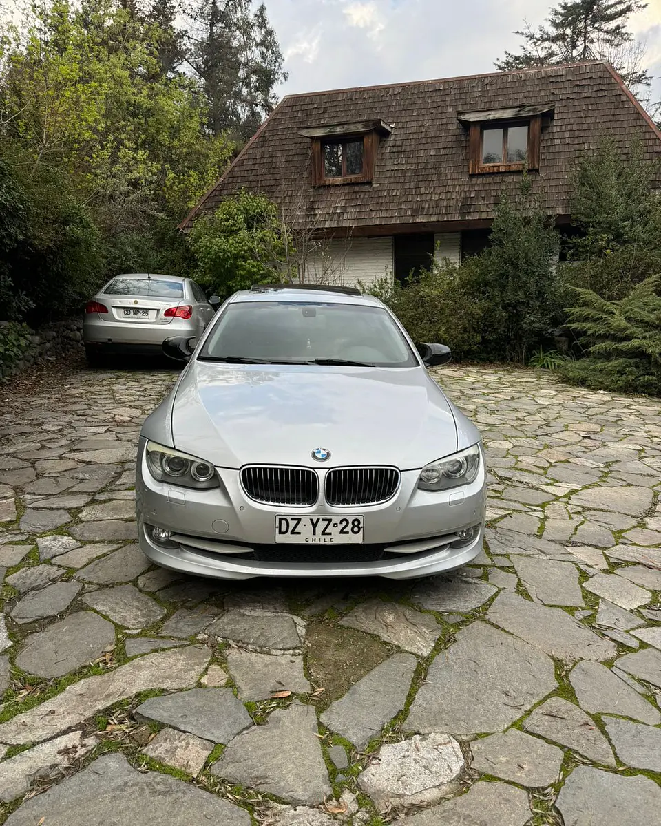 BMW 330i E92 | 3.0 | 2012 5
