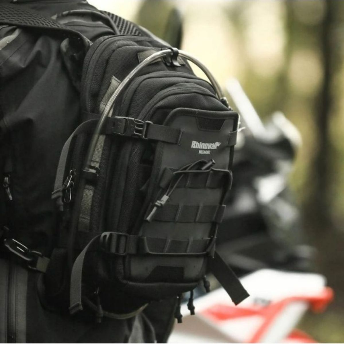 Bolso de estanque y mochila Rhinowalk Mechani MJX2002 9L | Moto & Aventura 7