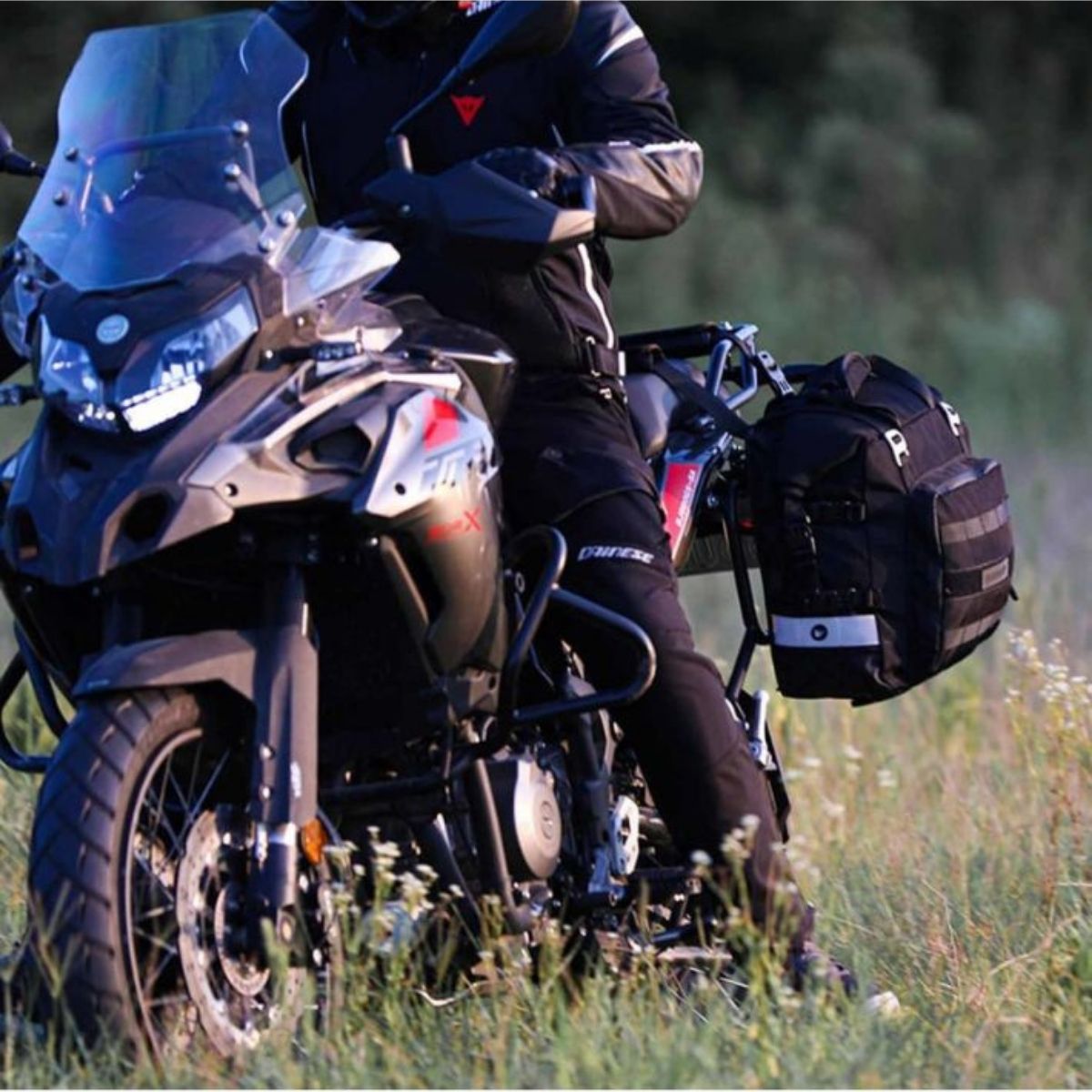 Bolso lateral (unidad) Moto Rhinowalk MT2040 20L Impermeable | Moto & Aventura 5