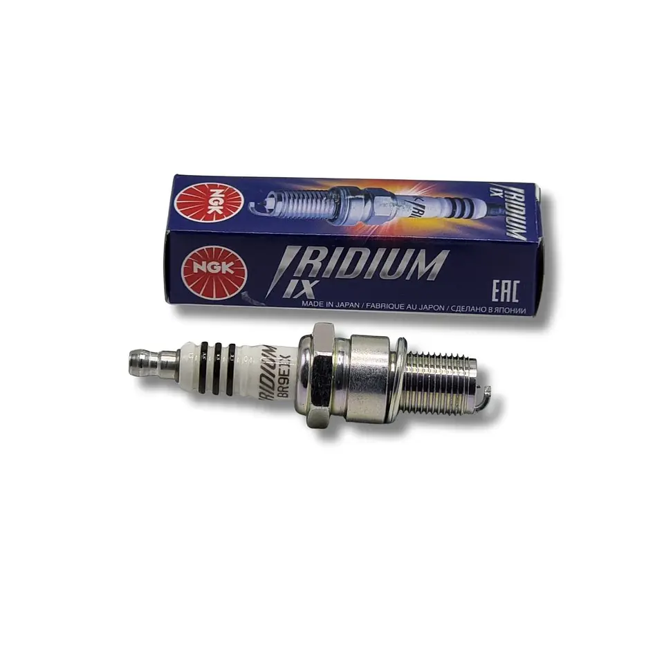 Bujía Ngk Iridium BR9EIX para motocicleta 1