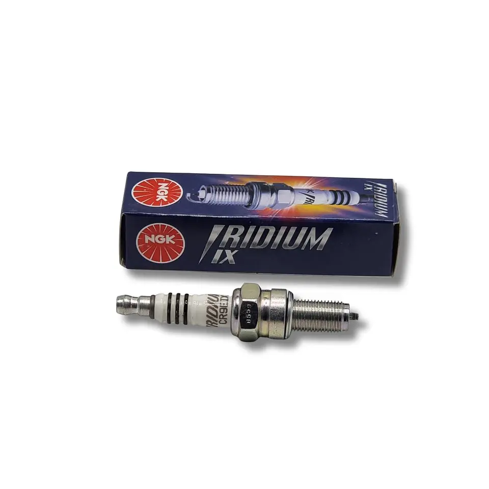 Bujía Ngk Iridium CR9EIX para motocicleta 1