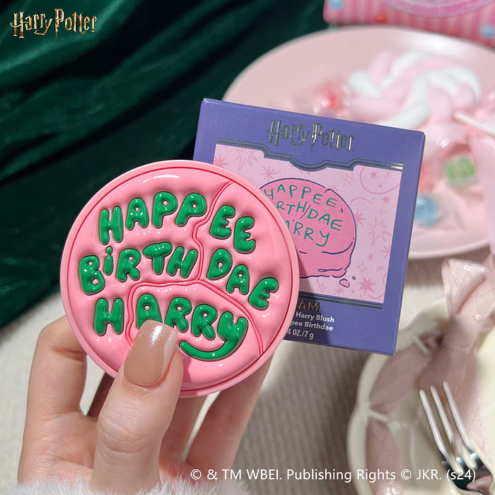 Harry Potter™ X SHEGLAM Happee Birthdae Harry Blush 1
