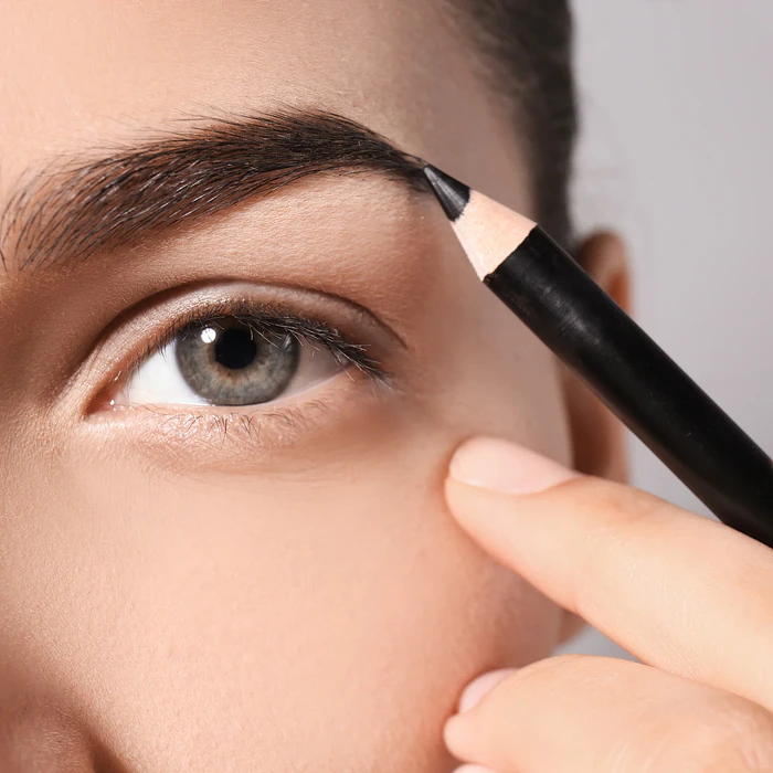 LÁPIZ DELINEADOR DE CEJAS PREMIER 4