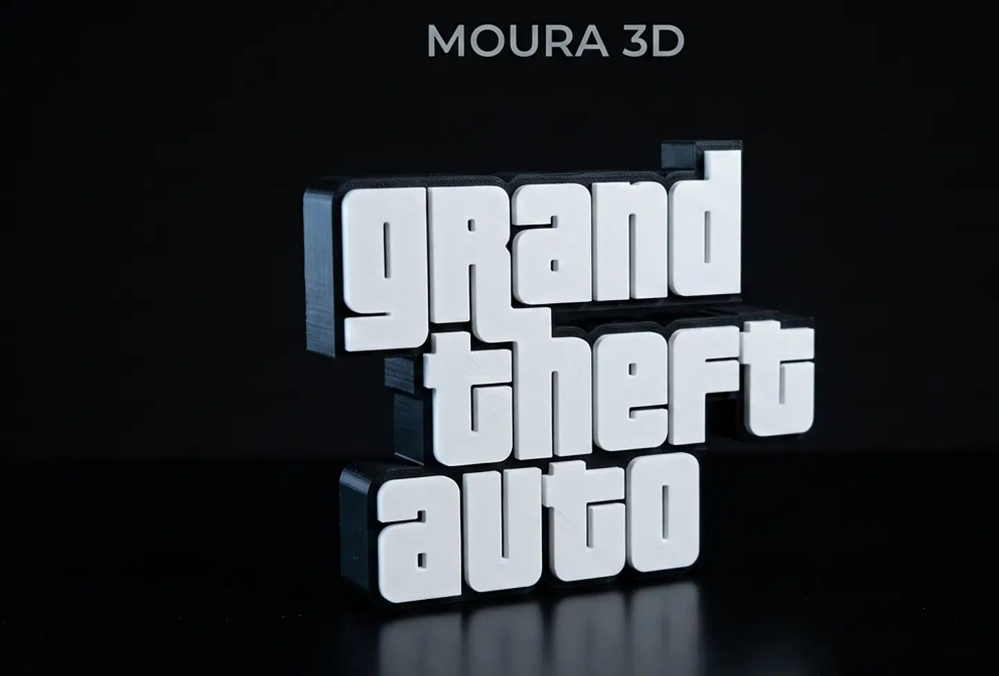 Stand de Mesa Clássico — Logotipo Grand Theft Auto em 3D  1