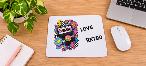 Base de Rato “Love Retro” – Estilo Anos 80 🎶