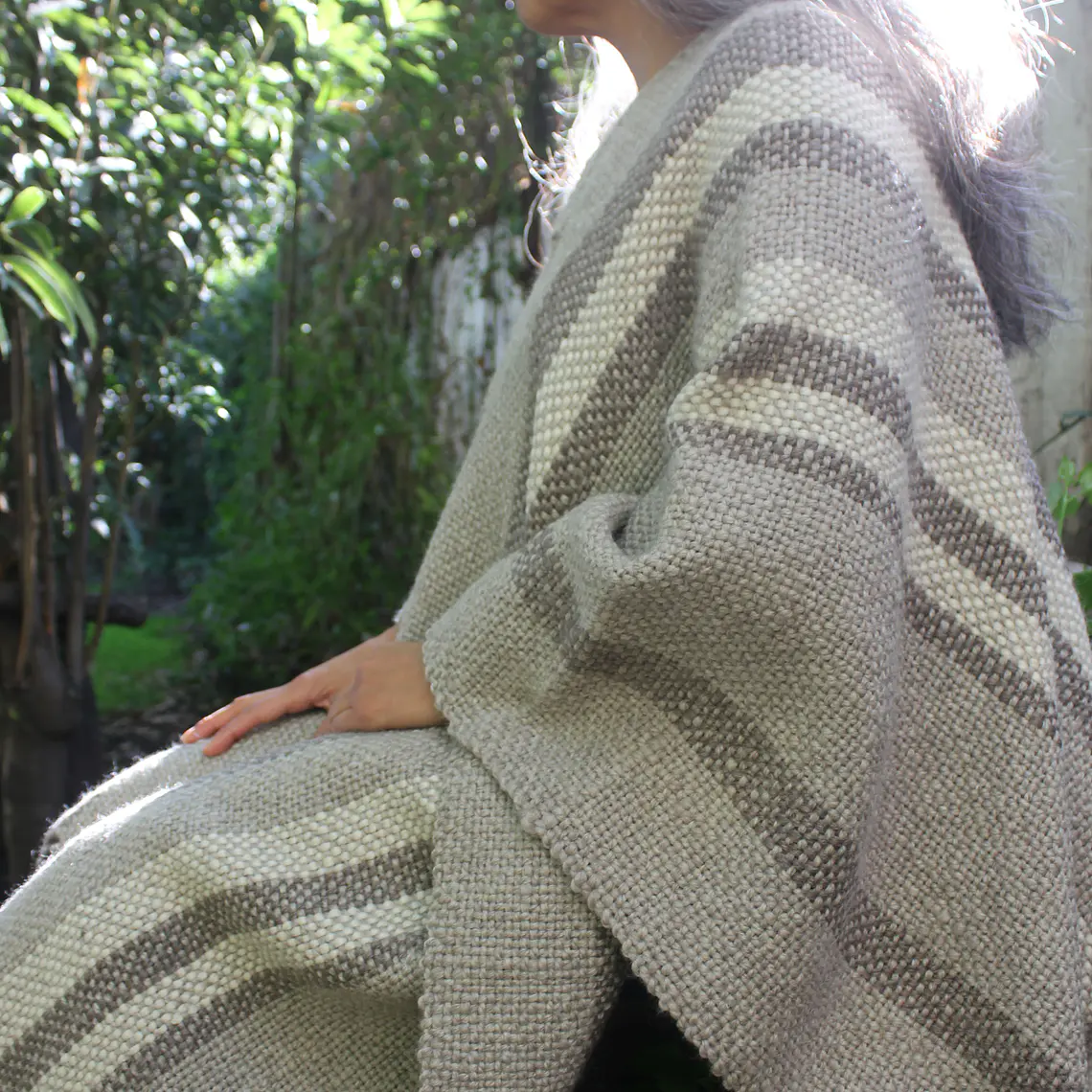 Poncho Lana de Oveja 100% natural 4