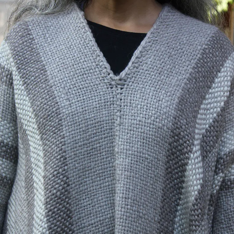 Poncho Lana de Oveja 100% natural 6