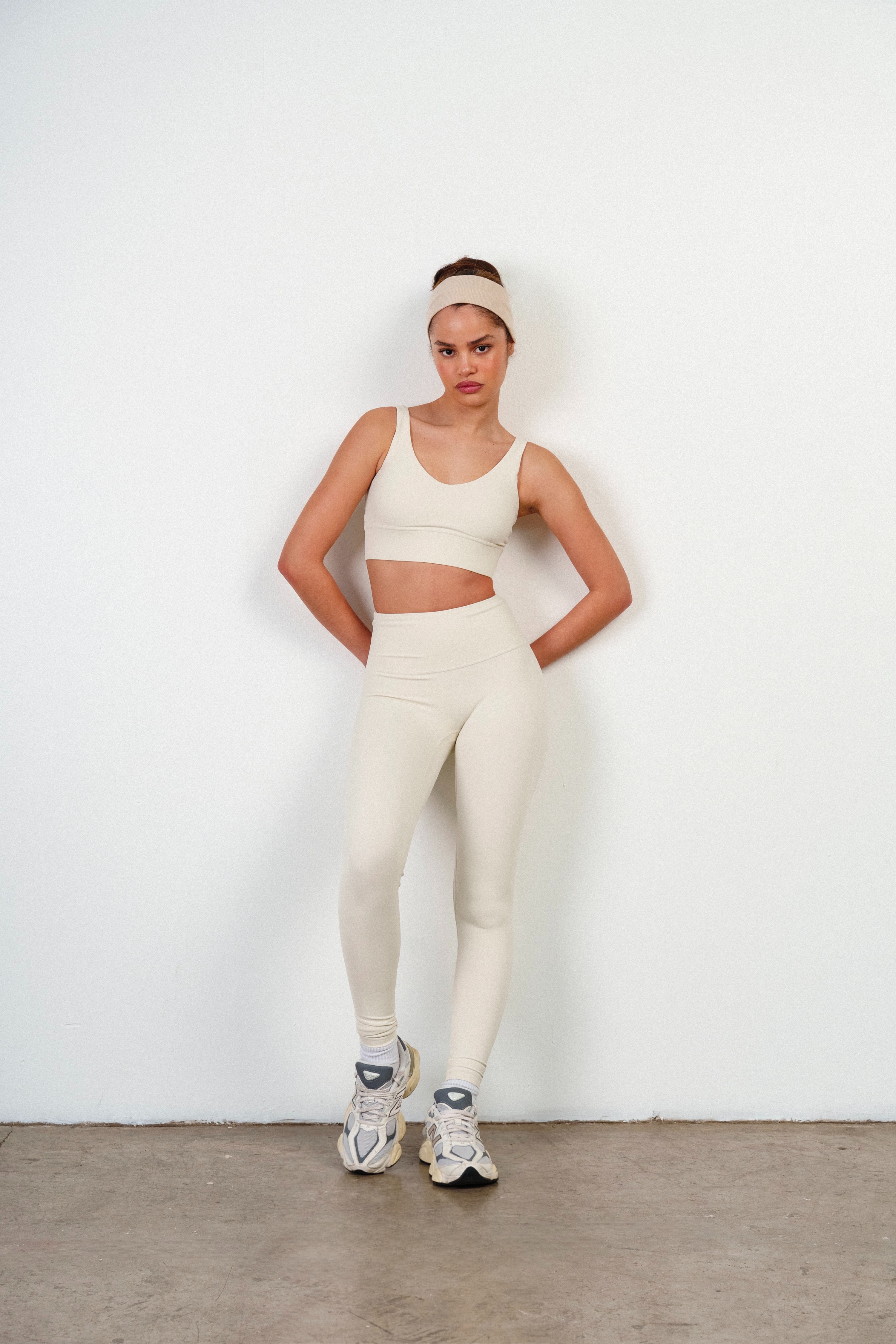 Noir Legging - Ivory 3