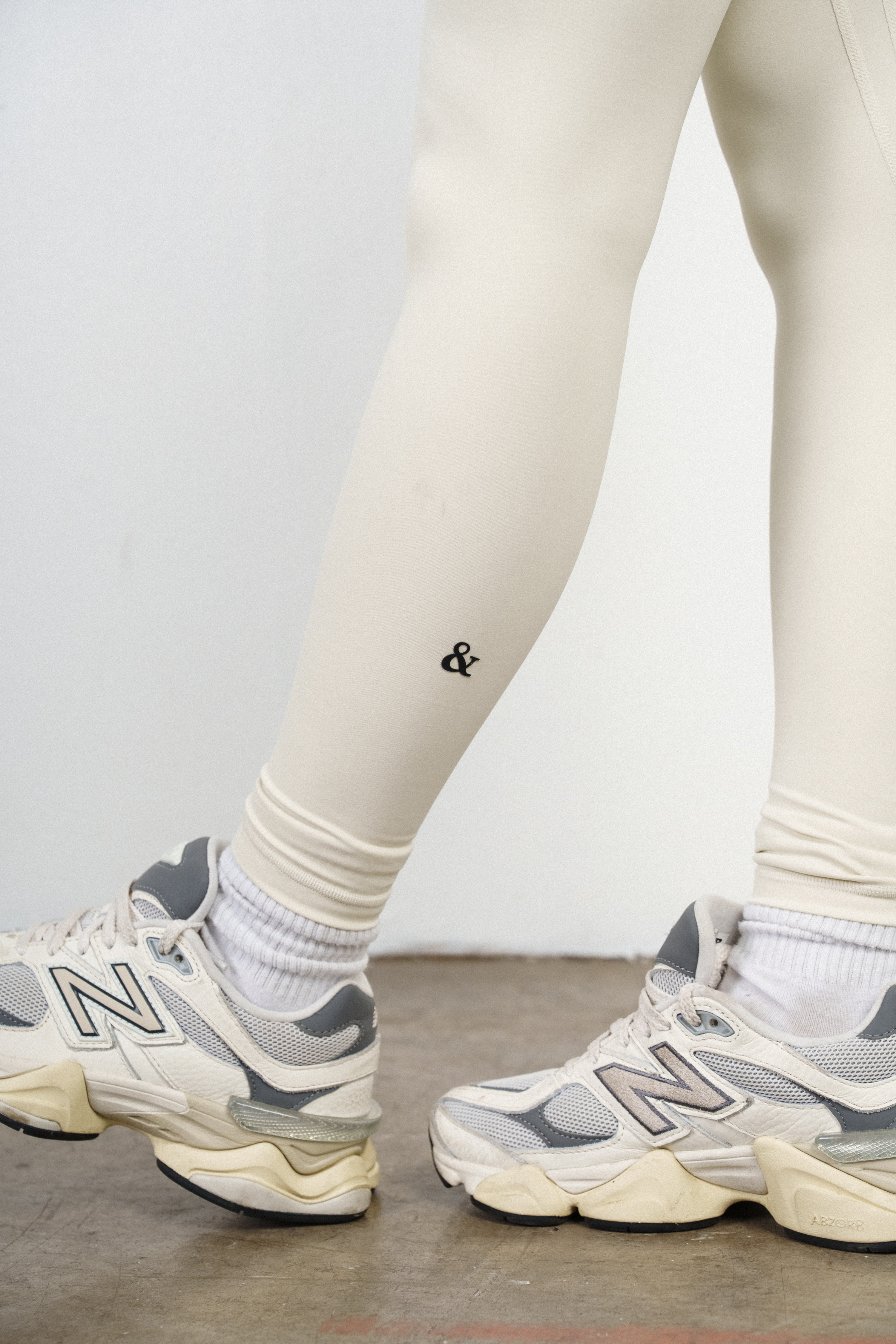 Noir Legging - Ivory 5