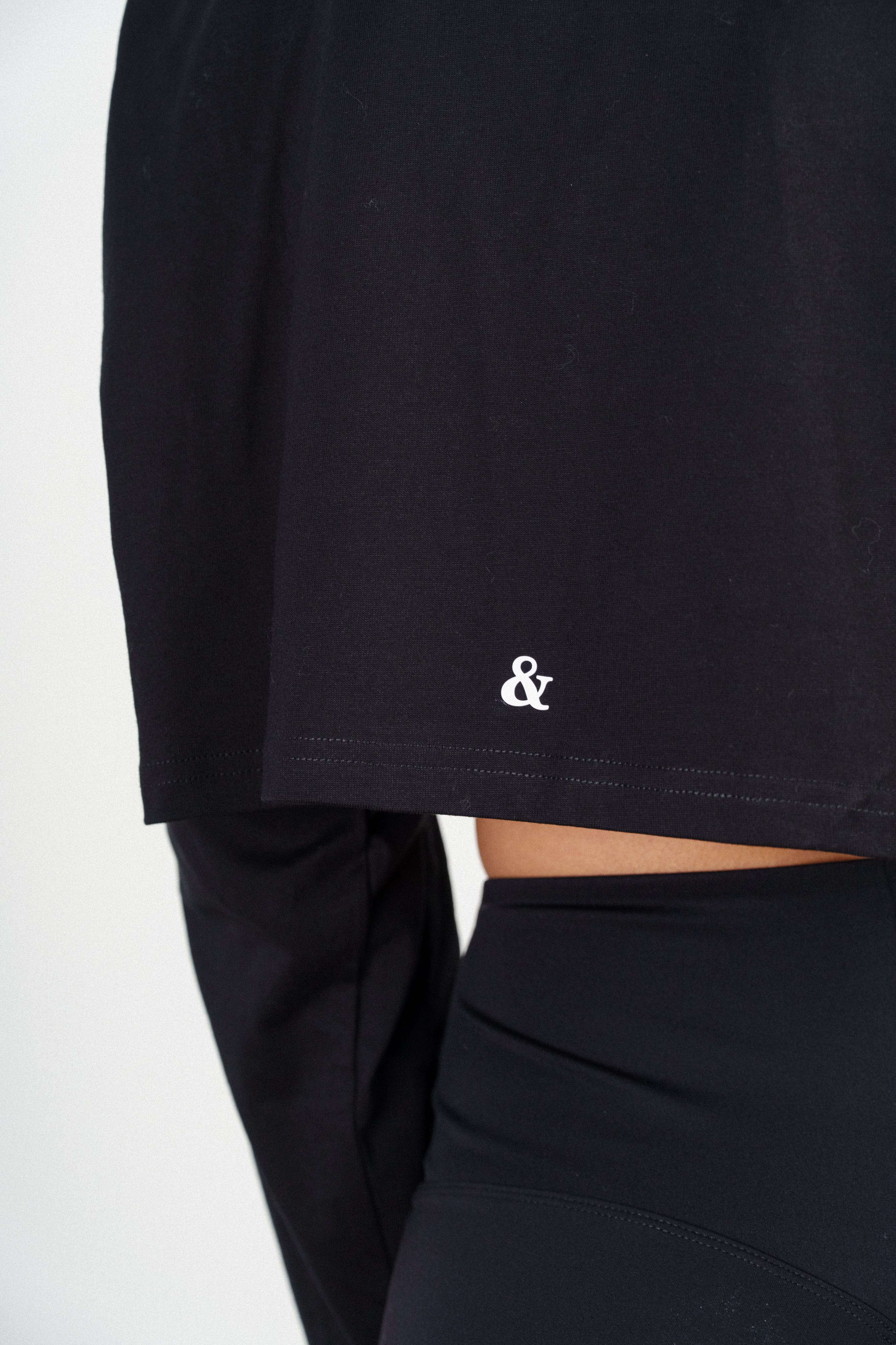 Elara Long Sleeve - Night 4