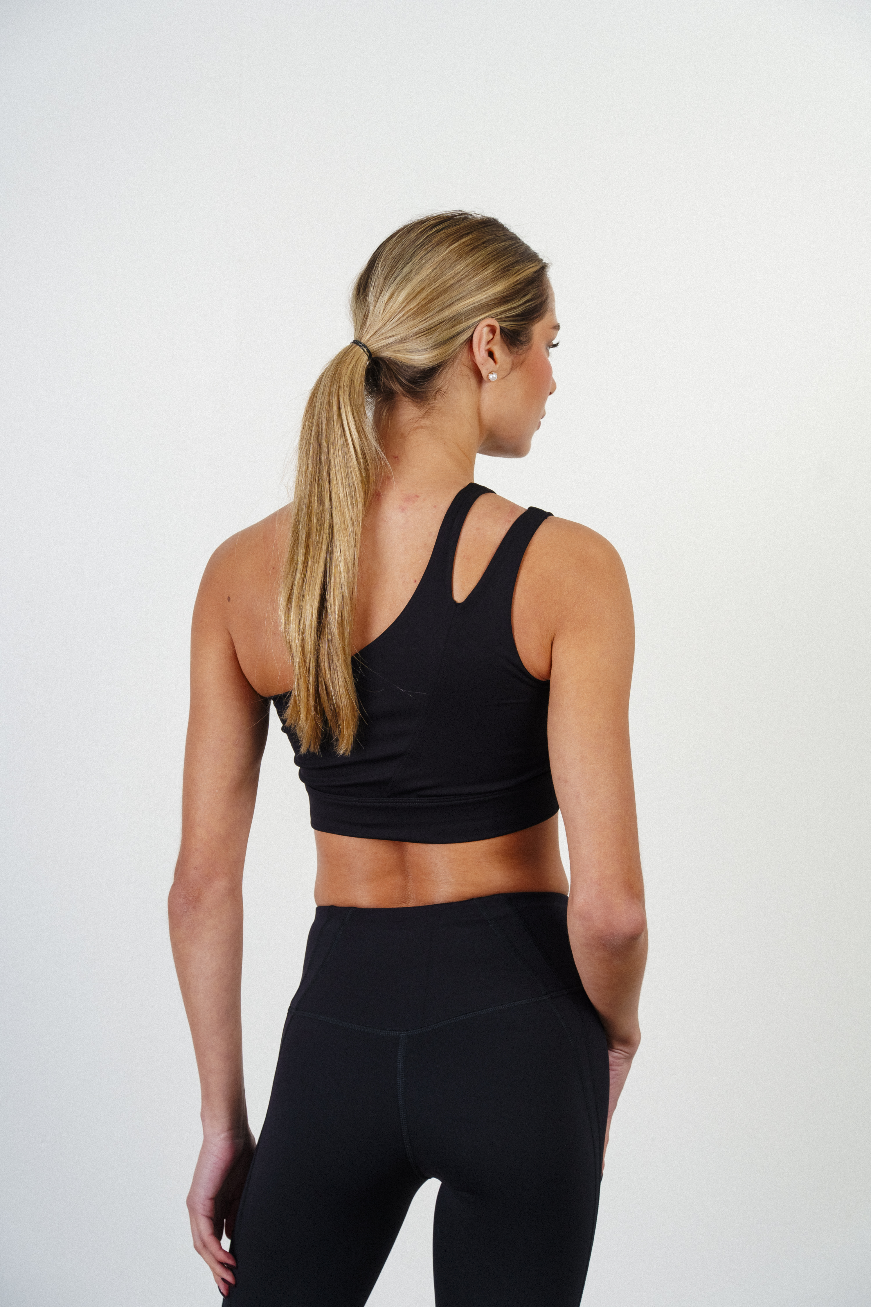 Lunara Top - Night 3