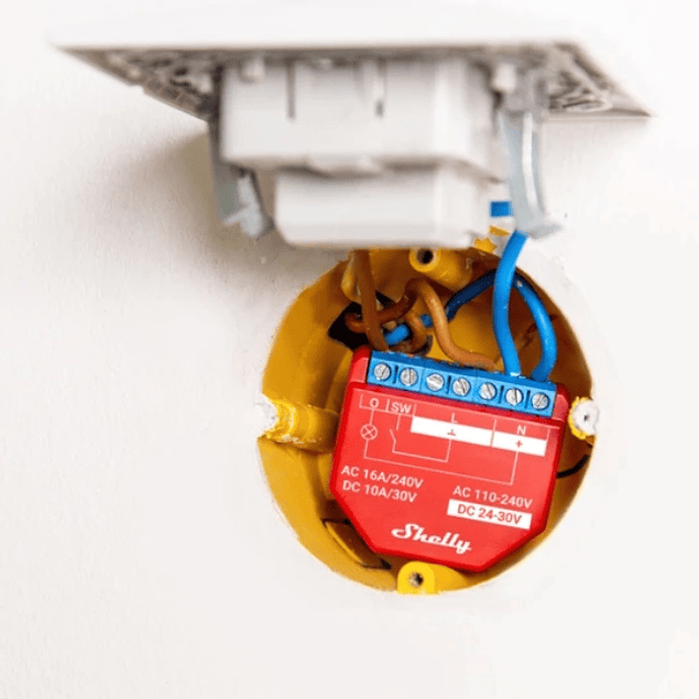 Module de commutation pour automatisation WiFi avec mesure d'énergie 110/230VAC ; 24-30 V CC - 16 A - Shelly Plus 13h