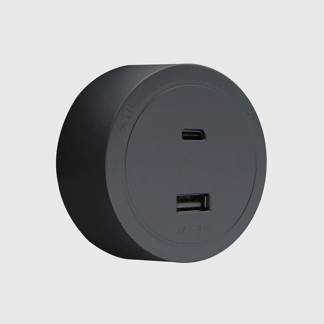 Tomada Magnética USB A+C Preto - R-Electric 2