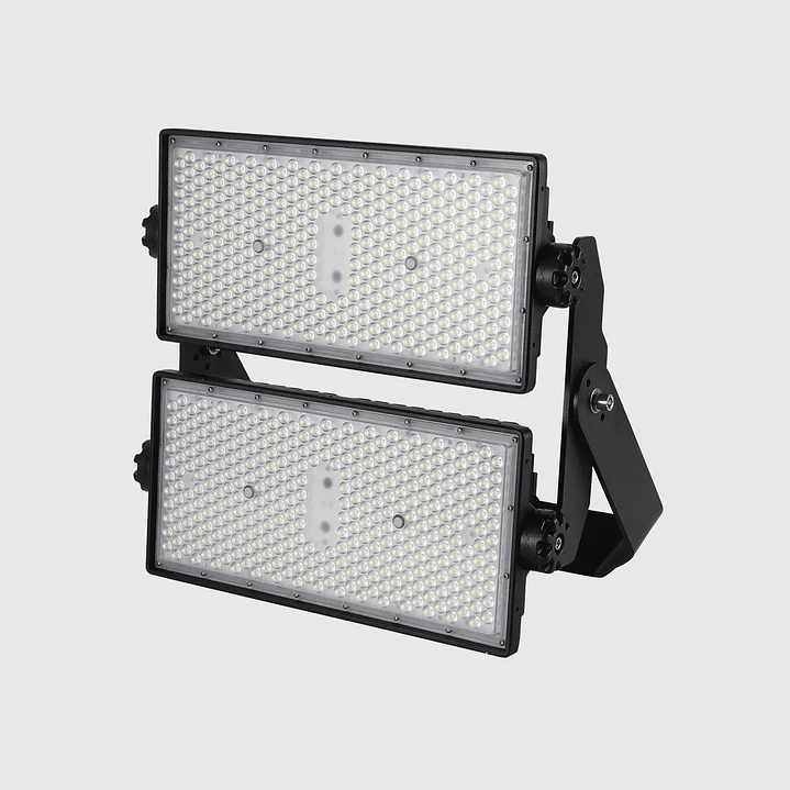 Titan - Projetor Led Profissional 500W 5700K 75000lm Lumiarq 1