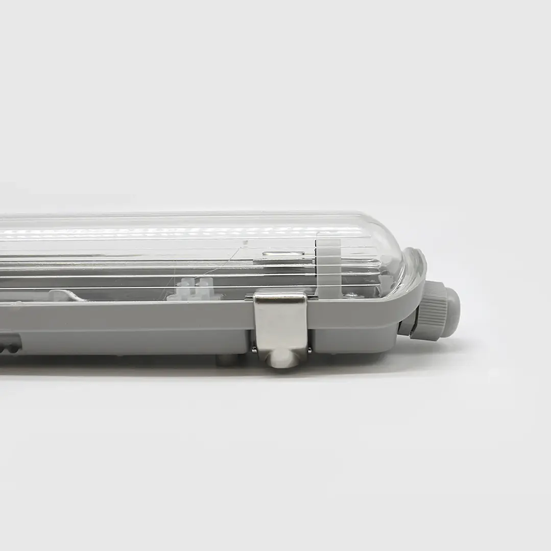 Armadura Estanque T8 SLIM - Ligação 1 Lado 1 x 120 cm Maxled 2