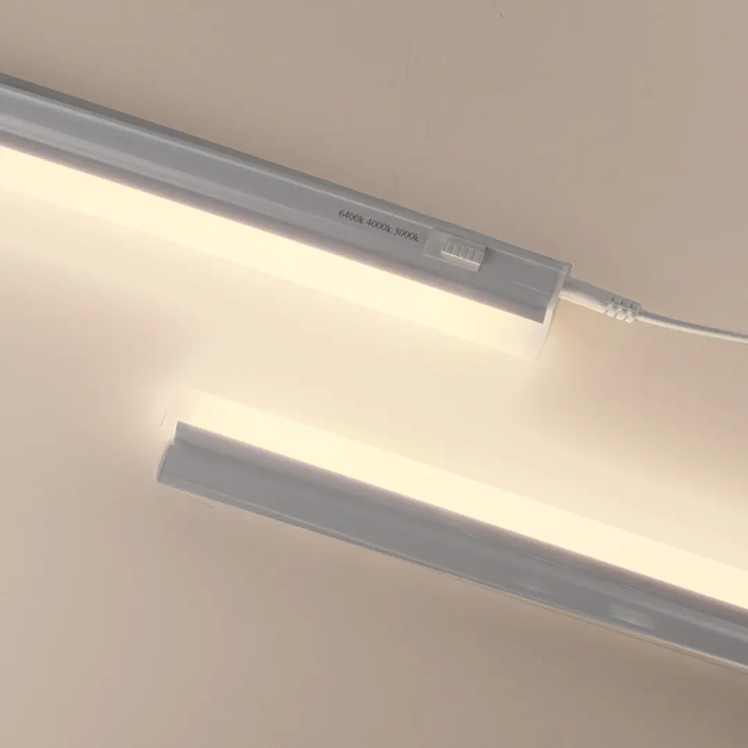 Régua AXINITE 90cm 1x12W LED 1330lm 3CCT C.87,4xL.2,2xAlt.3,5cm branco 6