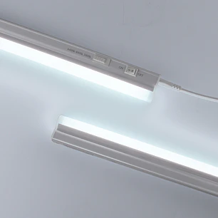 Régua AXINITE 30cm com interruptor 1x5W LED 550lm 3CCT C.30xL.2,2xAlt.3,5cm branco