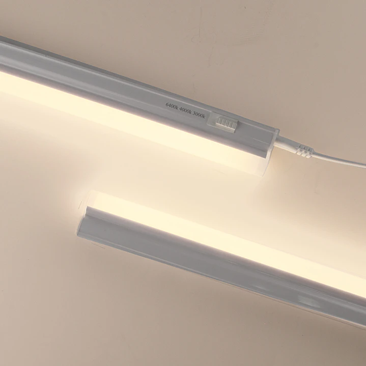 Régua AXINITE 30cm 1x5W LED 550lm 3CCT C.30xL.2,2xAlt.3,5cm branco 4