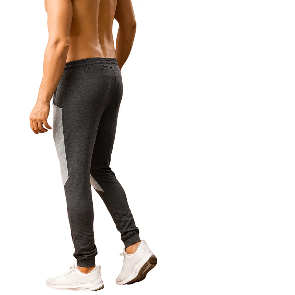 JOGGER CON BOLSILLO 3