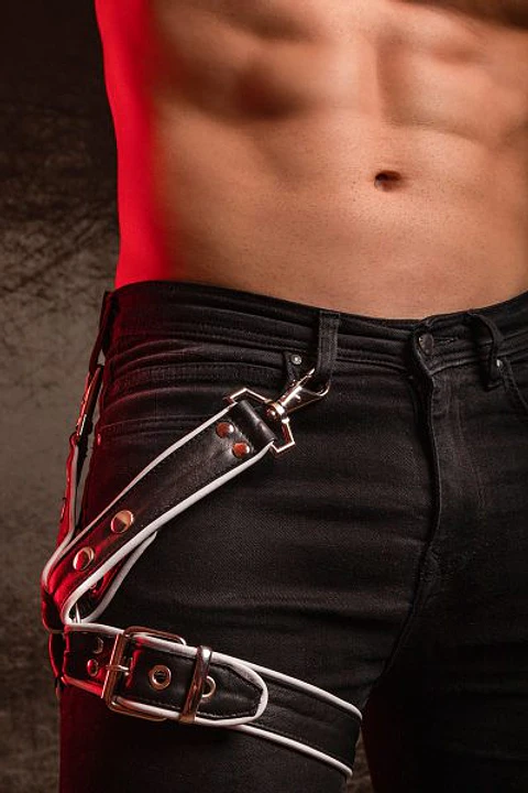 HORNY DUDE LEATHER LEG HARNESS MP