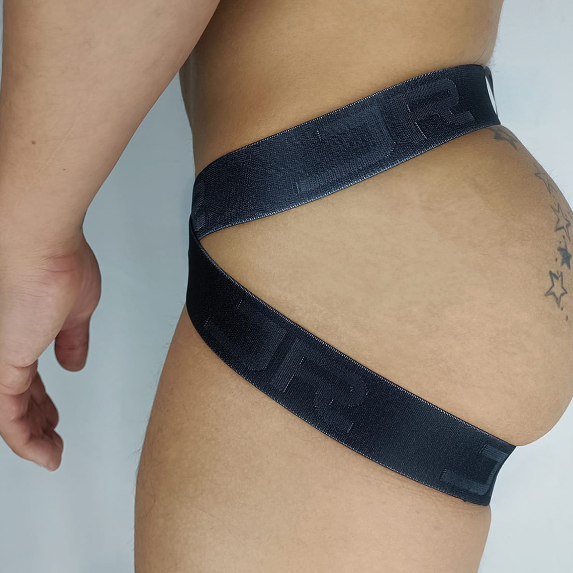 SUSPENSORIO JR CON REALCE 8