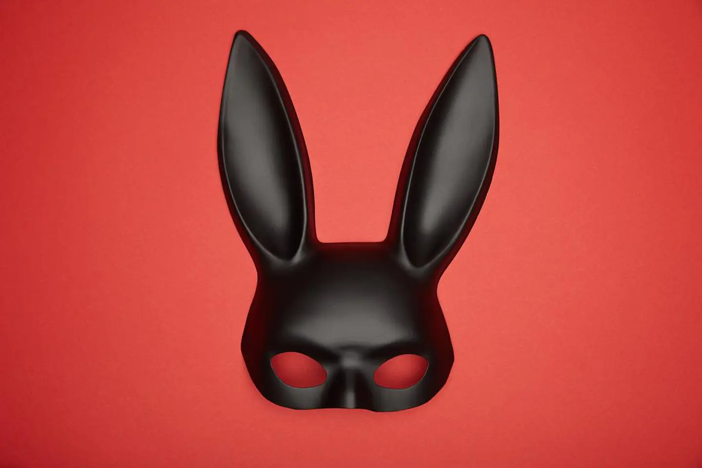 MASCARA DE CONEJO BLACK BUNNY NEGRO 3