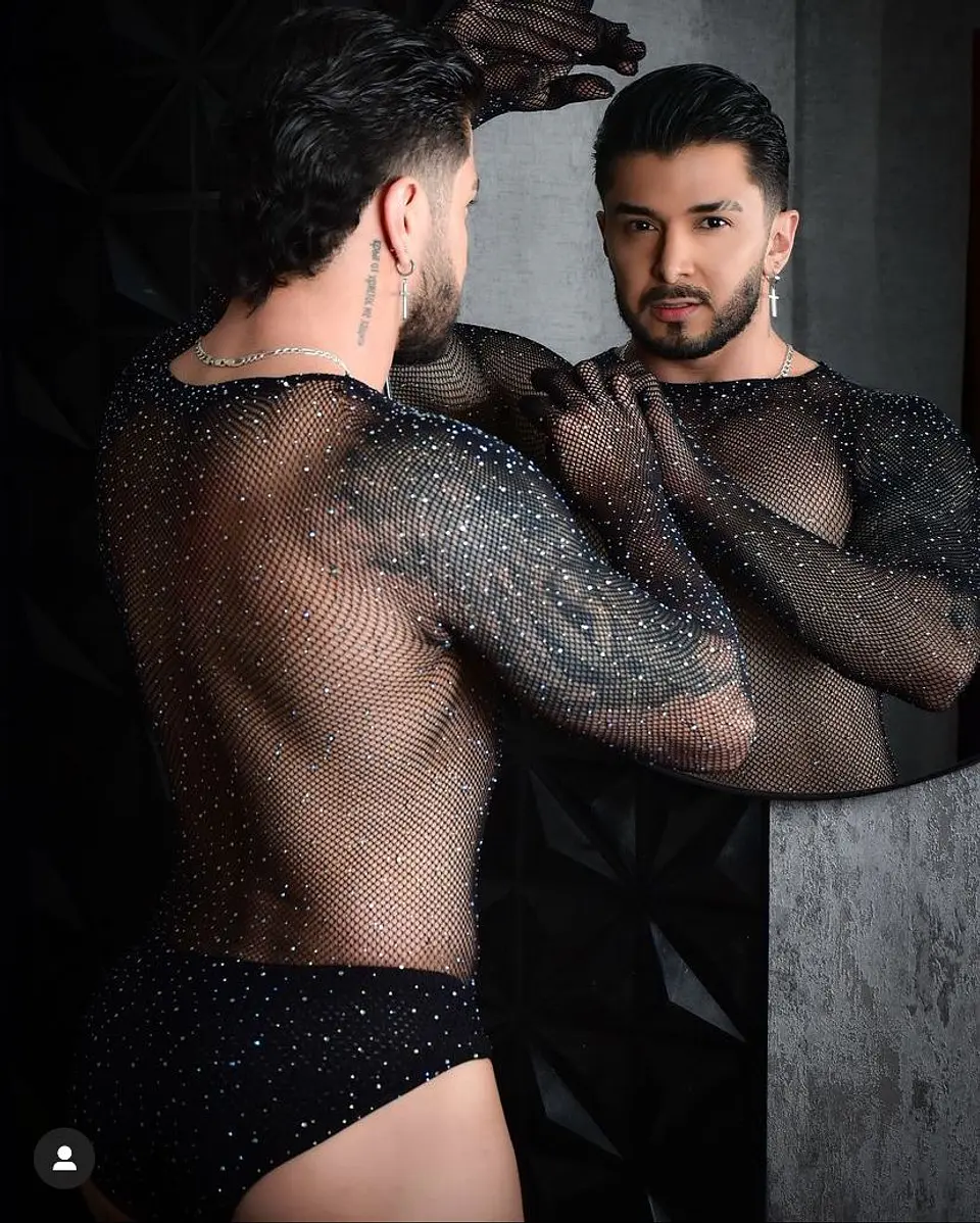 BODY MALLA BRILLANTE PARA HOMBRE NEGRA 2