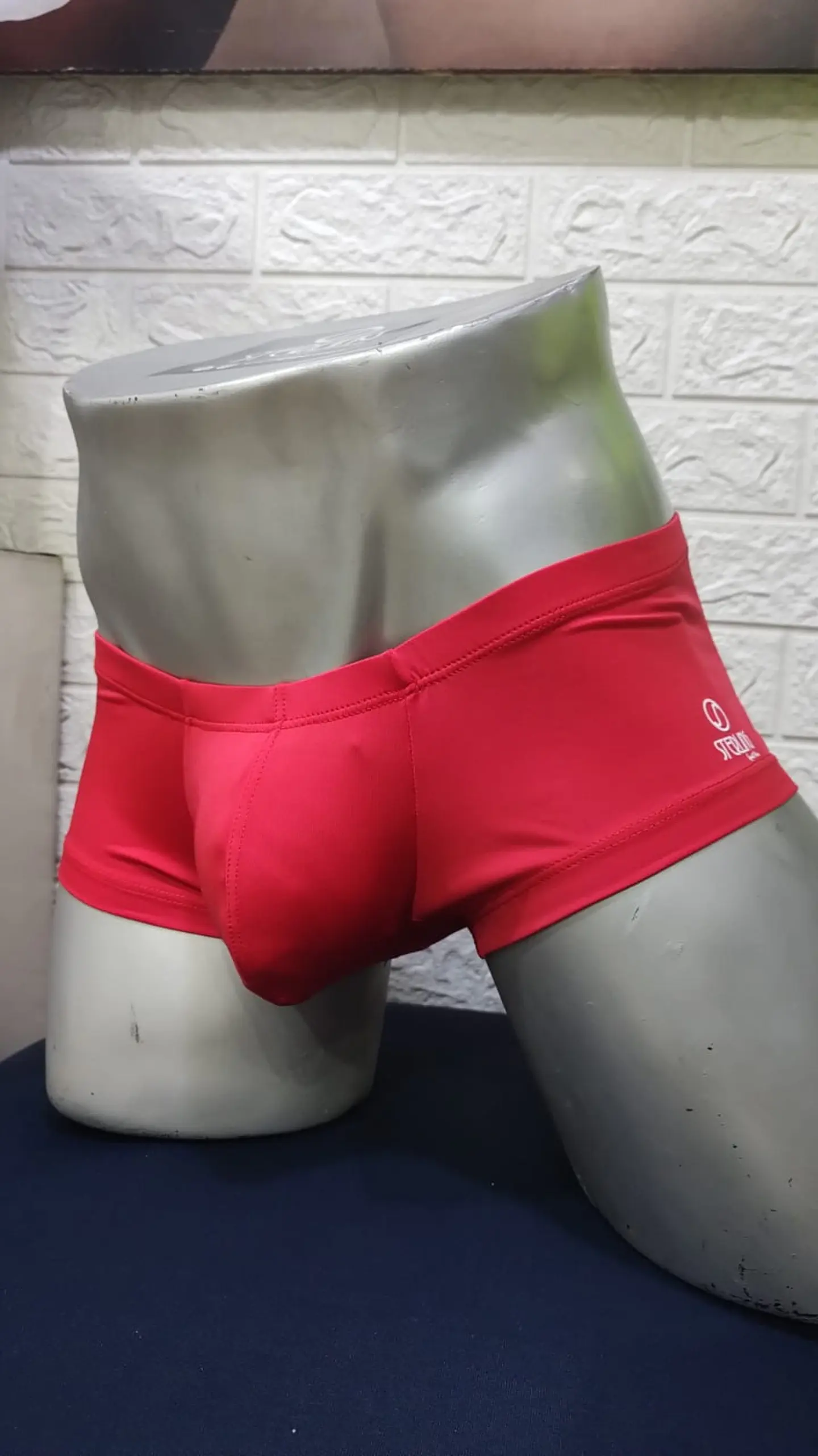CACHETERO MASCULINO CON REALCE 1