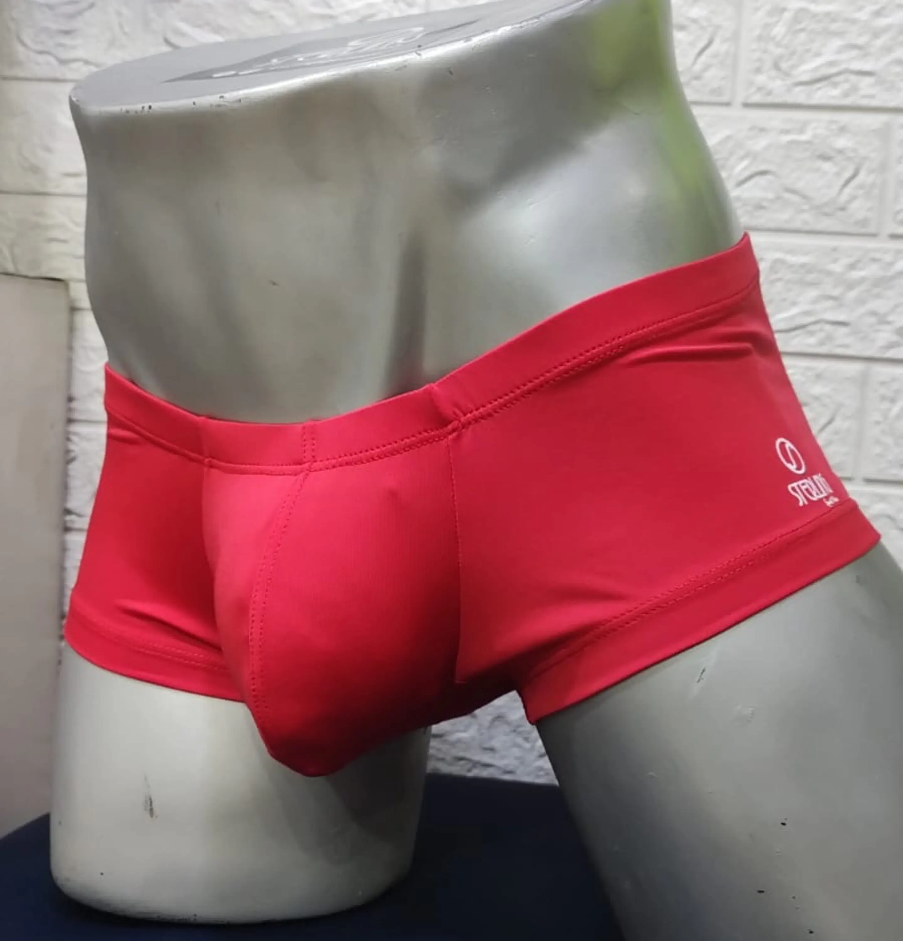CACHETERO MASCULINO CON REALCE 5