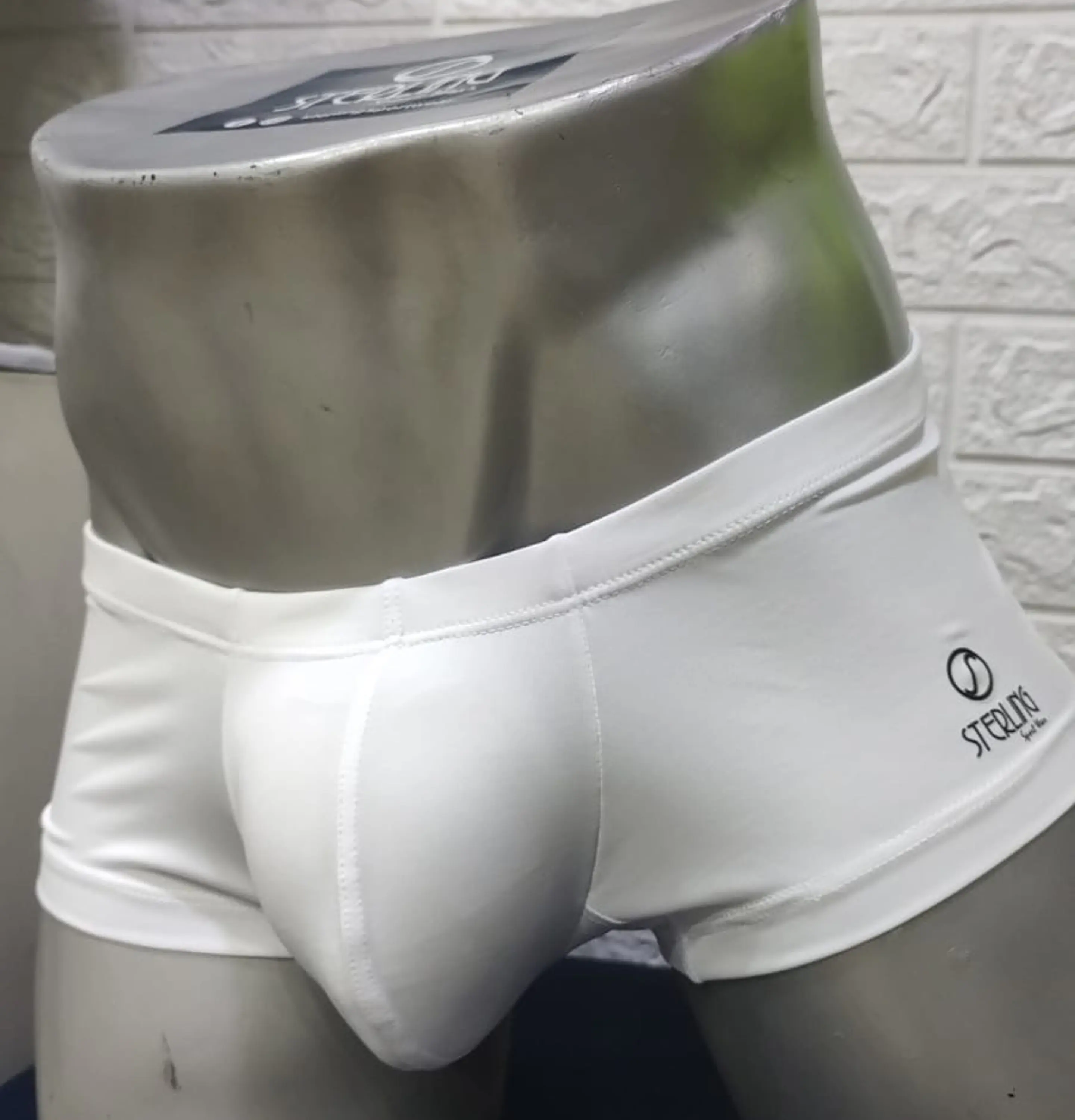 CACHETERO MASCULINO CON REALCE 6