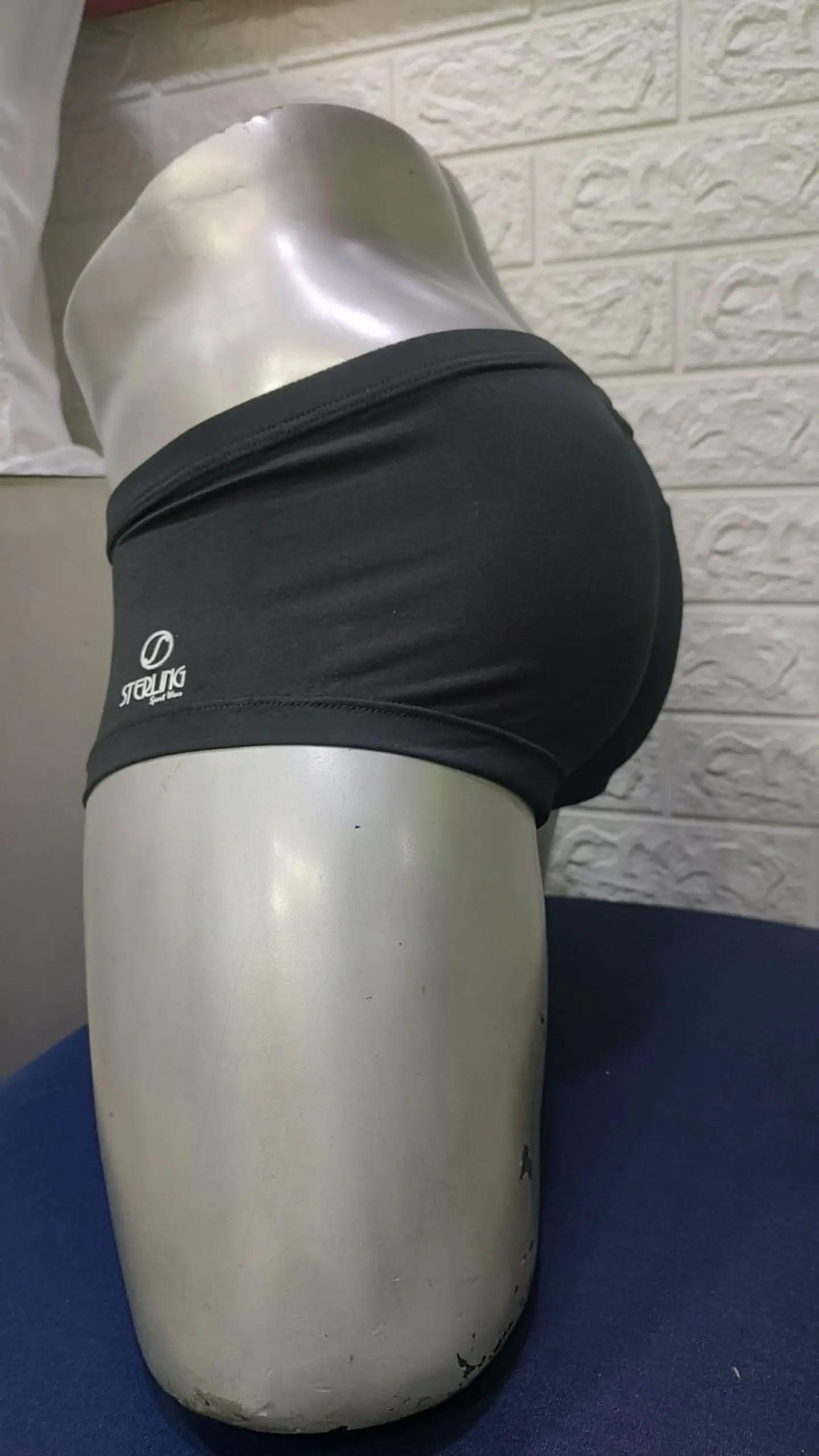 CACHETERO MASCULINO CON REALCE 8
