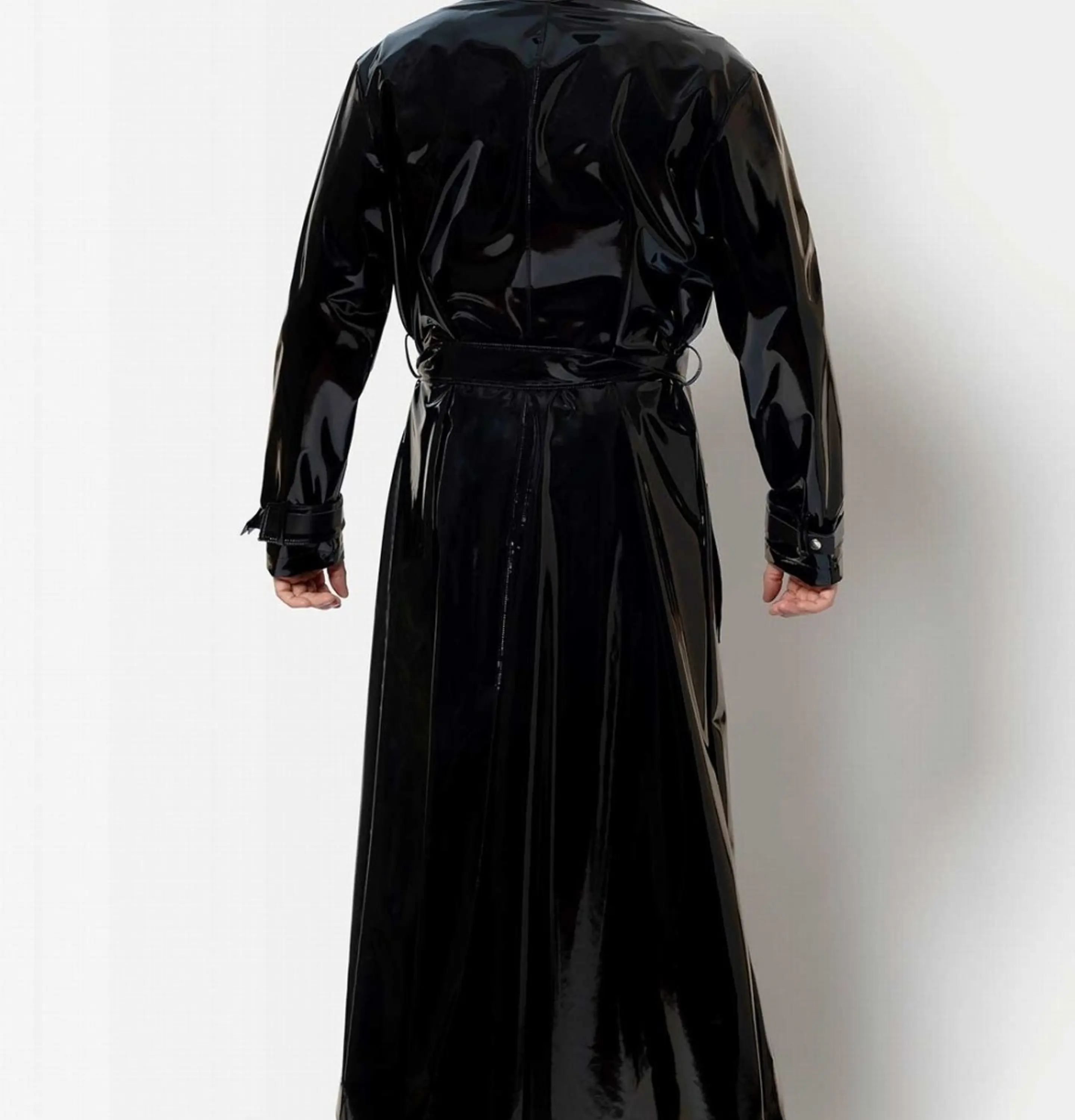ABRIGO BATA CHAROL LATEX LARGA PARA HOMBRE 2
