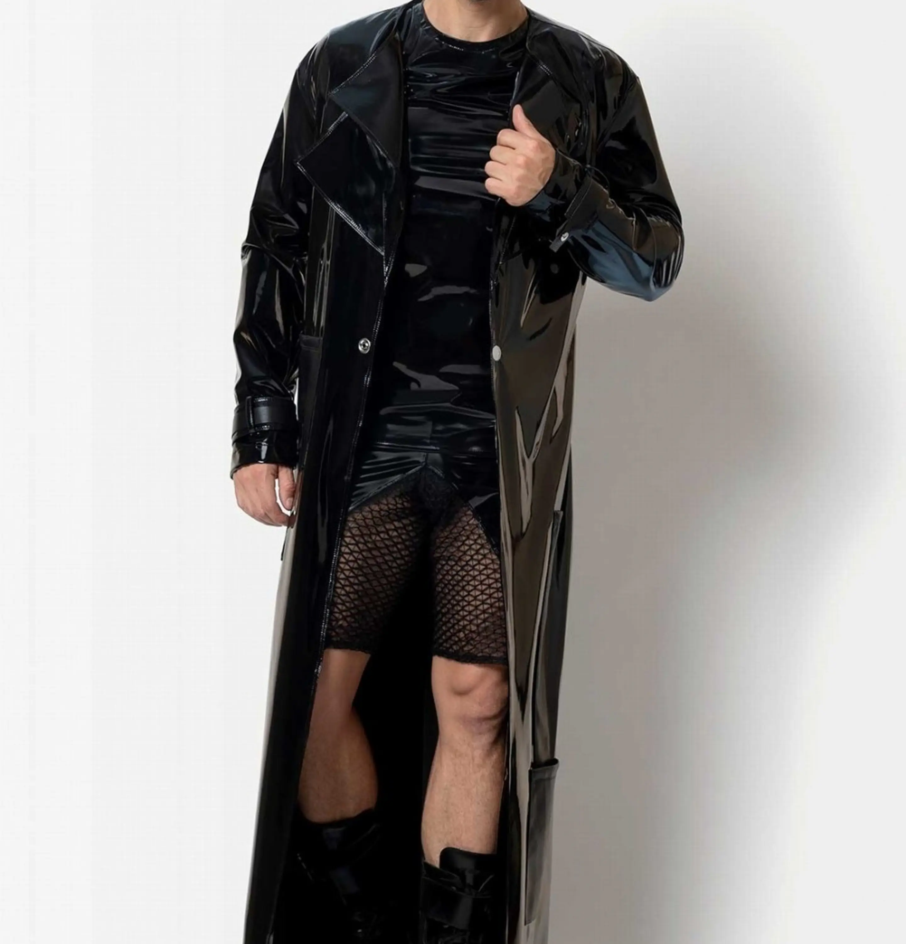 ABRIGO BATA CHAROL LATEX LARGA PARA HOMBRE 1