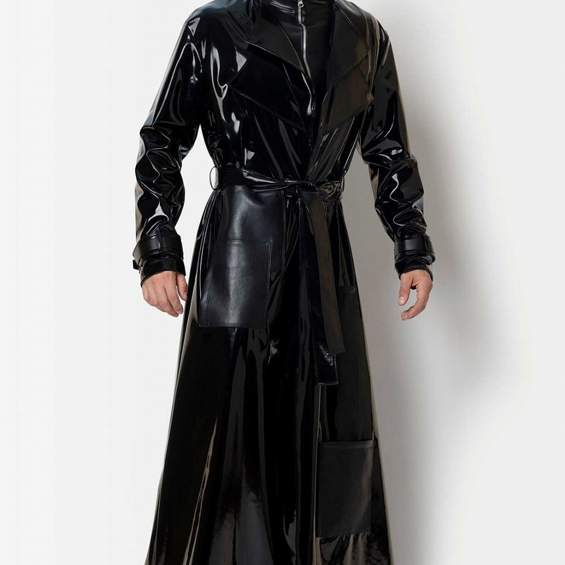ABRIGO BATA CHAROL LATEX LARGA PARA HOMBRE 3