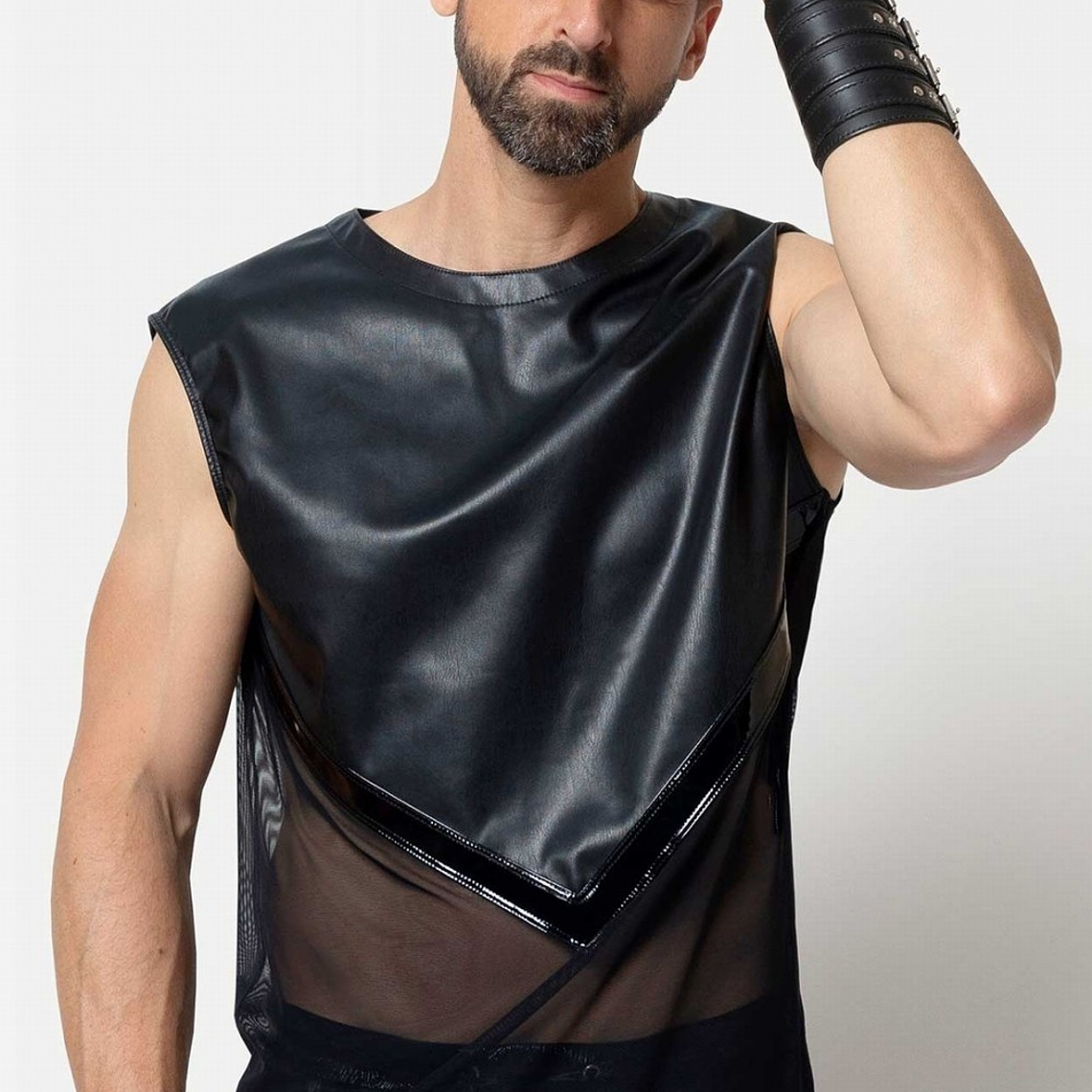 camiseta cuero sintético 1