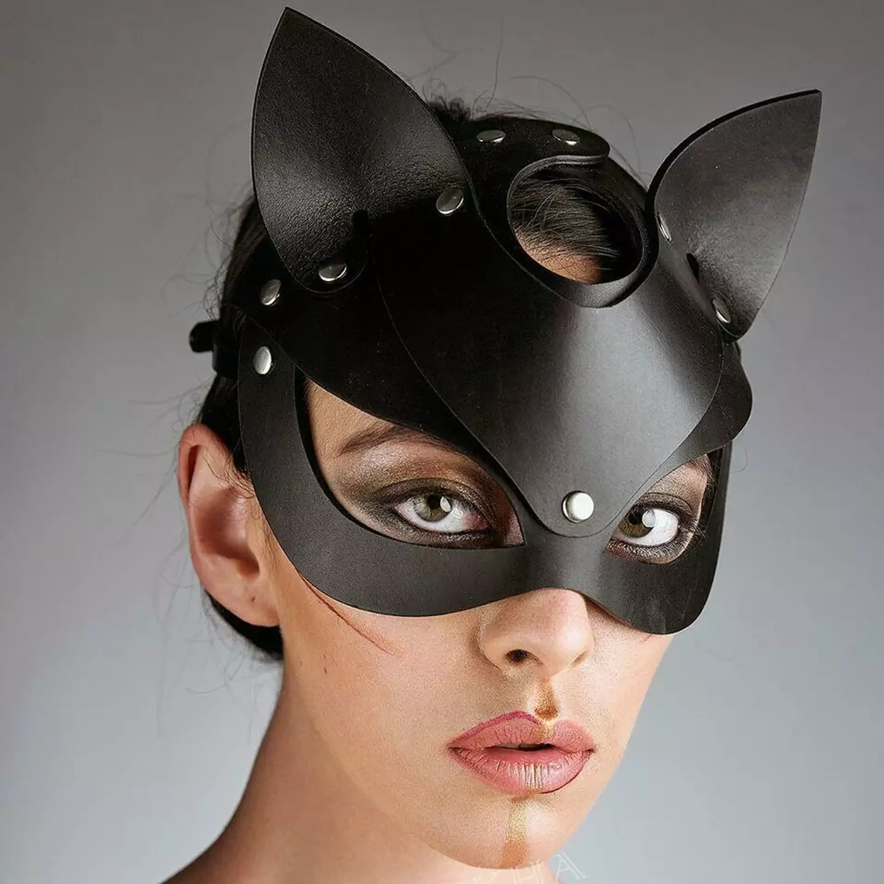 MASCARA ANTIFAZ GATO EN CUERO SINTETICO 4