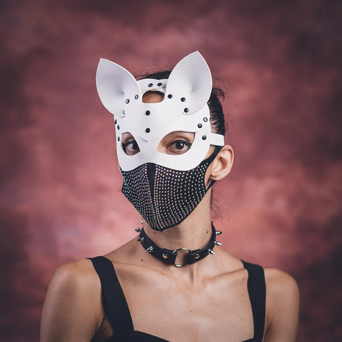 MASCARA GATO EN CUERO SINTETICO BLANCO 4