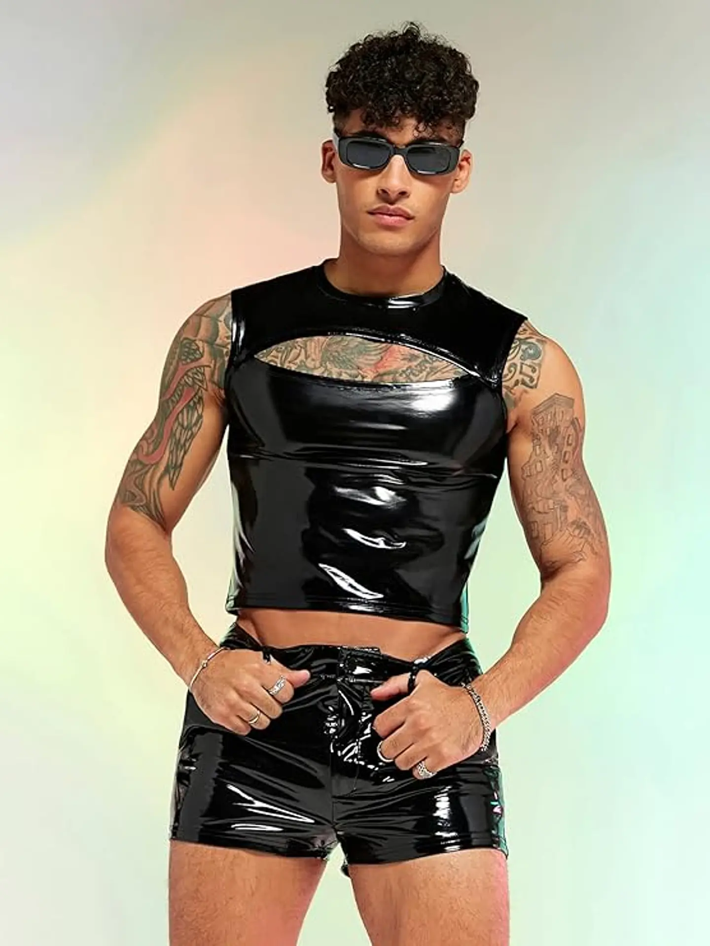 CONJUNTO SHORT Y CROP TOP EN SHAROL LATEX 3