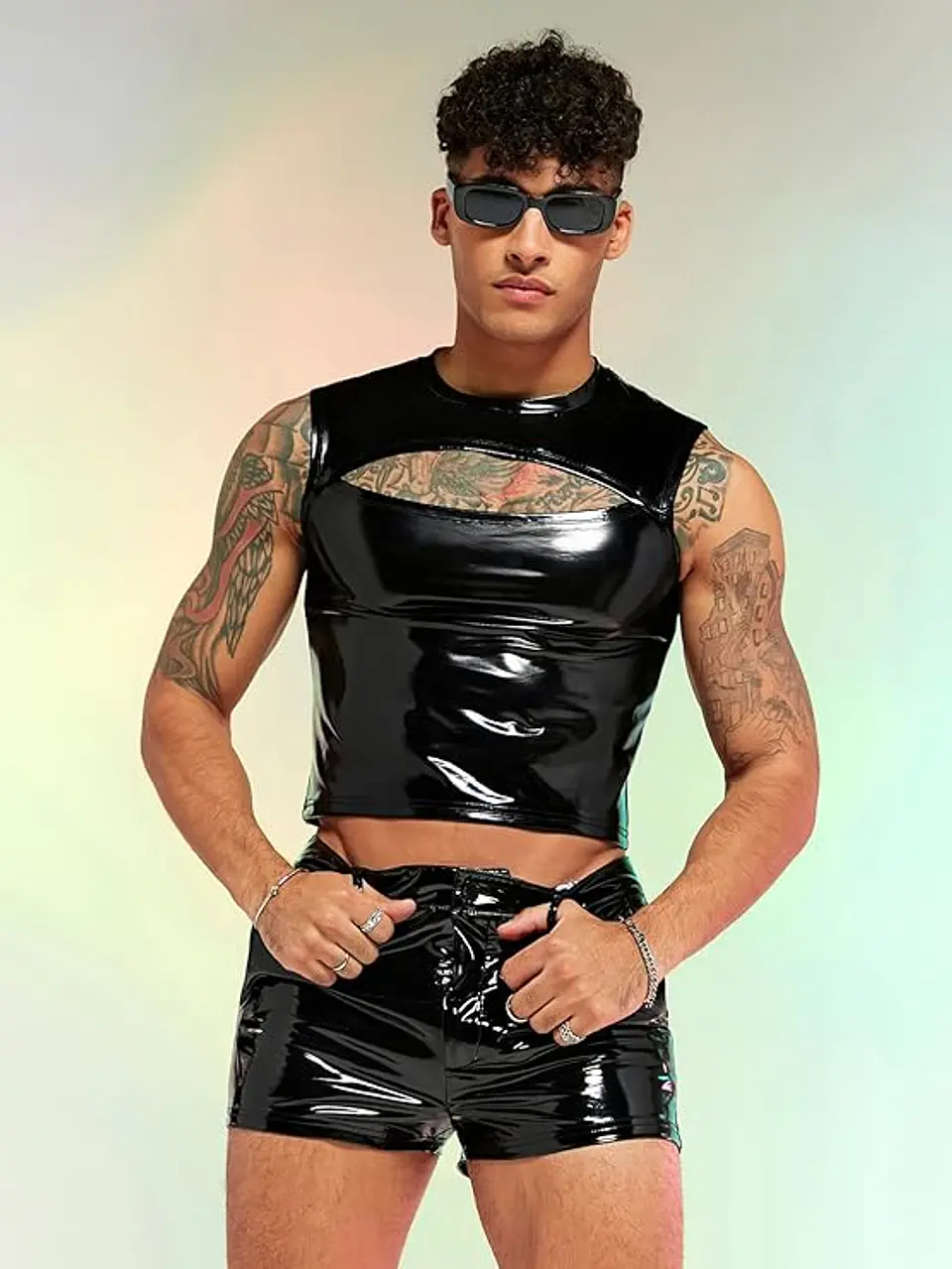 CONJUNTO SHORT Y CROP TOP EN SHAROL LATEX 3