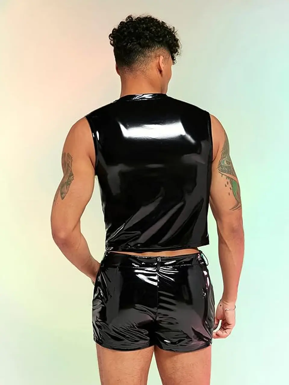 CONJUNTO SHORT Y CROP TOP EN SHAROL LATEX 5