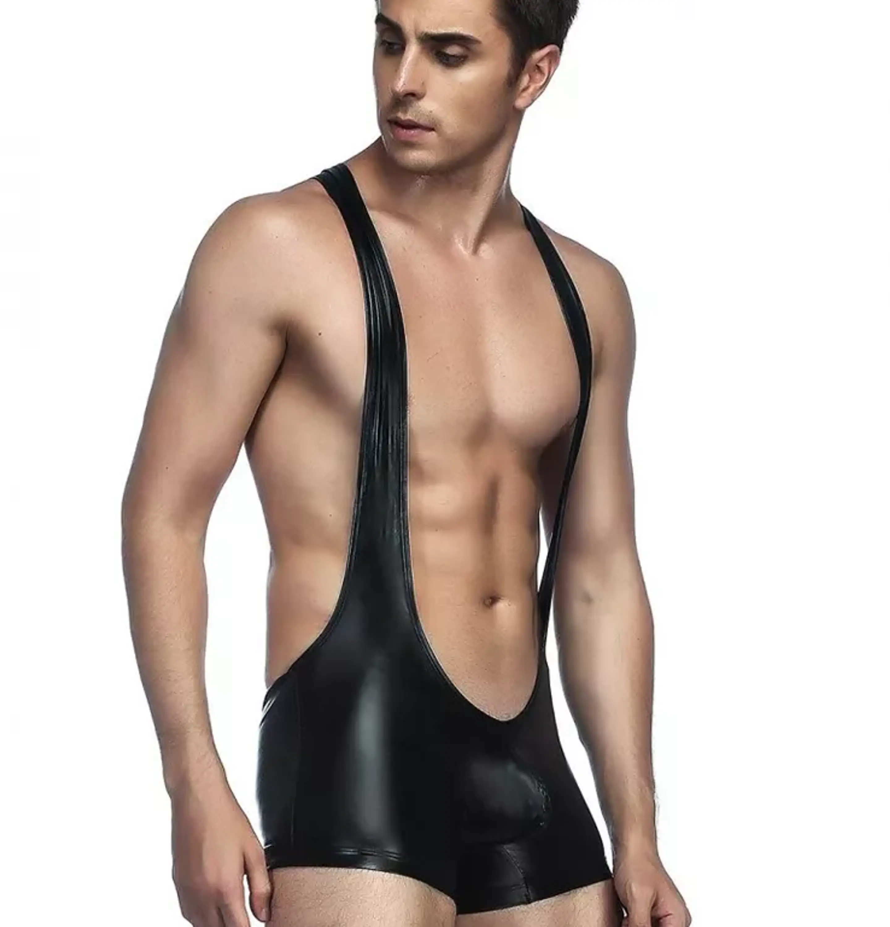 CATSUIT CORTO HOMBRE EN CHAROL 1