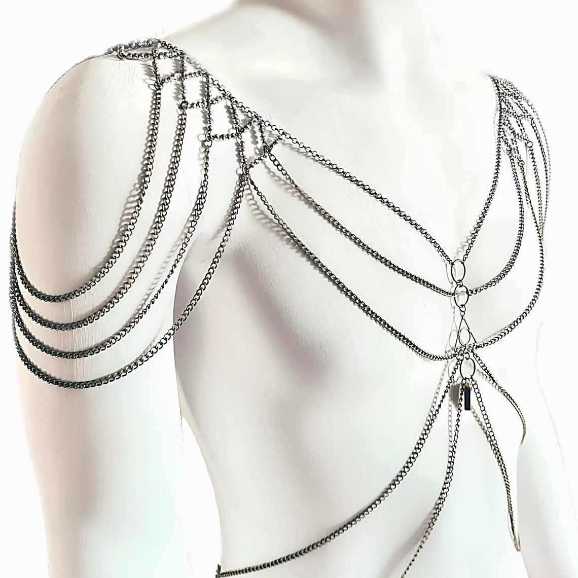 ARNES PECHAS CON HOMBRE CADENAS 2